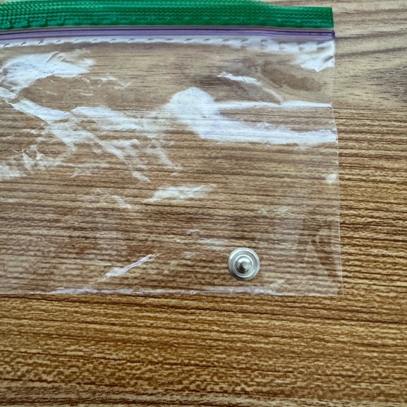 GOOD AMERICAN DENIM CARGO JUMPSUIT IN INDIGO SIZE XS - Picture 16 of 16